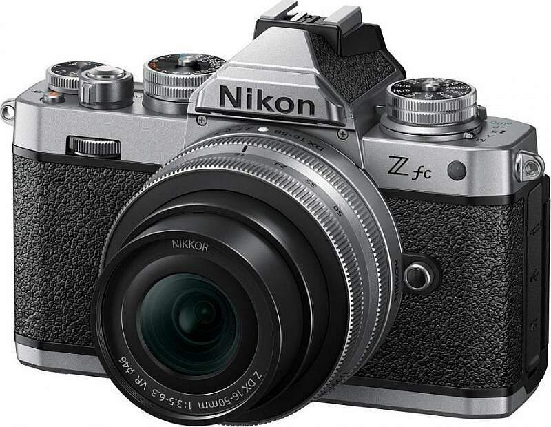 Nikon Z fc + Z  DX 16 -50mm f/3.5-6.3 VR + Z DX 50 -250mm f/4.5-6.3 VR