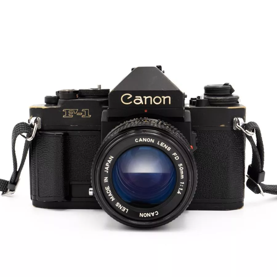 ☆キャノン 一眼レフ フィルムカメラ A-1 本体 レンズ Canon A-1【完動品】