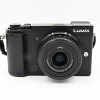 Panasonic Lumix DC-GX9 + Lumix G 12-32mm f/3.5-5.6, �ierny, Pou�it� tovar