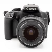 Canon EOS 1000D + EF-S 18-55mm f/3.5-5.6 II, Pouit tovar