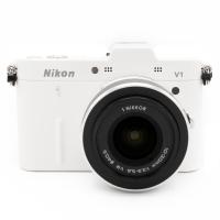 Nikon 1 V1 biely + 10-30mm + SB-N7 blesk, Pouit tovar