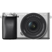 Sony Alpha a6100 + E 16-50mm f/3.5-5.6 PZ OSS ll, Strieborn