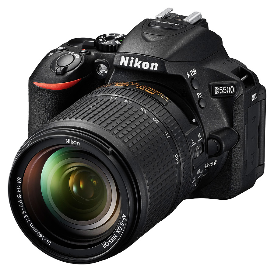 Nikon D5500 + AF-S DX Nikkor 18-140mm f/3.5-5.6G ED VR, ierny kit