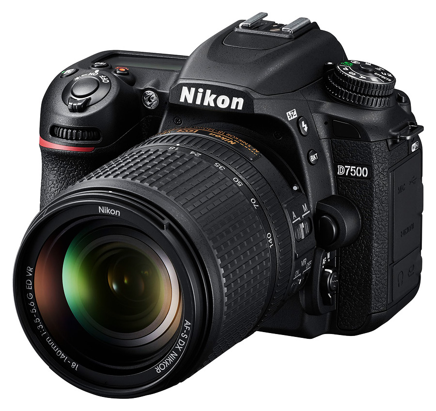 Nikon D7500 + AF-S DX Nikkor 18-140mm f/3.5-5.6G ED VR